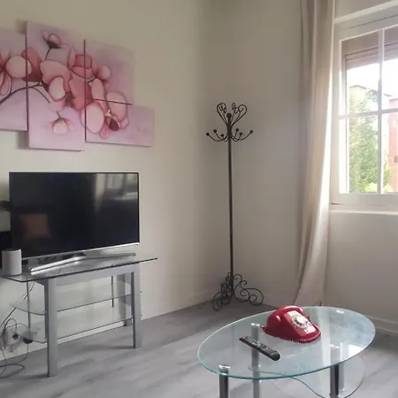 Apartment 3 Con Parking *